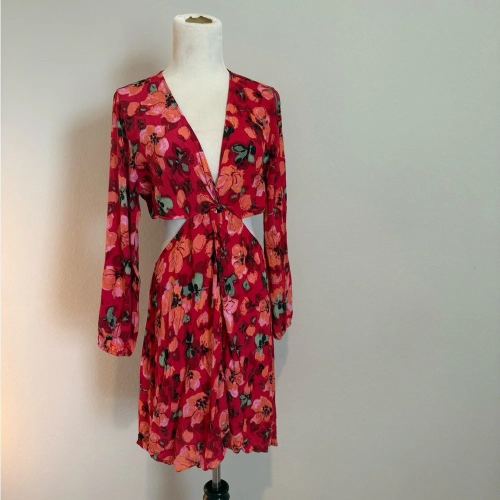 h&m wrap dress red Summer wrap dress #wrapdress #summer #red